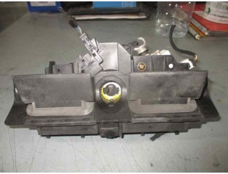 Recambio de maneta exterior porton para audi allroad quattro (4b5) 2.5 v6 24v tdi referencia OEM IAM 8D9827565 4B0827565 5 PUERT