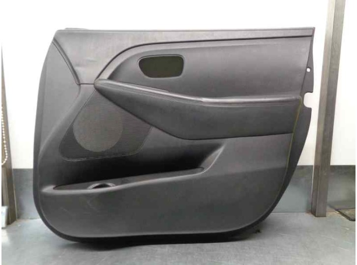 Recambio de guarnecido puerta delantera derecha para kia carens ( ) 1.7 crdi cat referencia OEM IAM 82306A4010MP1 