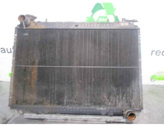 Replacement water radiator for Nissan Serena (C23M) 2.0 Diesel OEM IAM reference 214107C000 