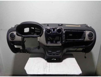 Recambio de salpicadero para dacia lodgy 1.6 cat referencia OEM IAM  NEGRO Y GRIS 