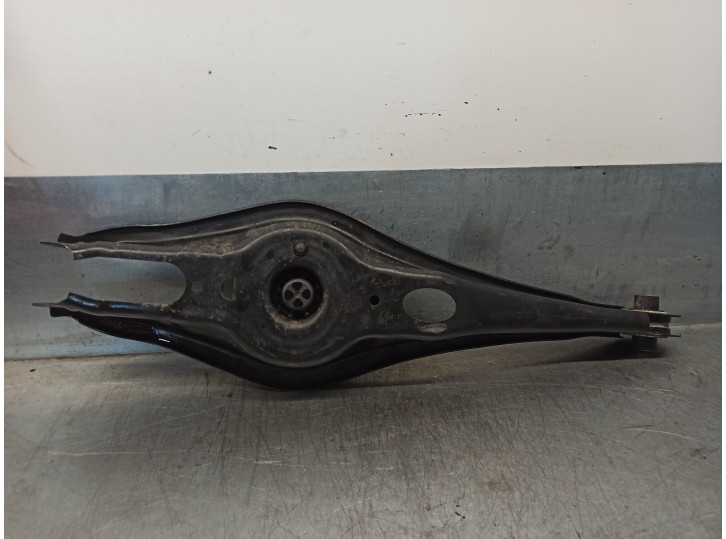Recambio de brazo suspension inferior trasero izquierdo para skoda karoq (nu) 2.0 tdi referencia OEM IAM 5Q0505311D  