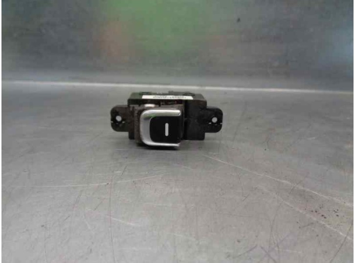 Recambio de mando elevalunas trasero derecho para kia carens ( ) 1.7 crdi cat referencia OEM IAM 93580A4000CA 