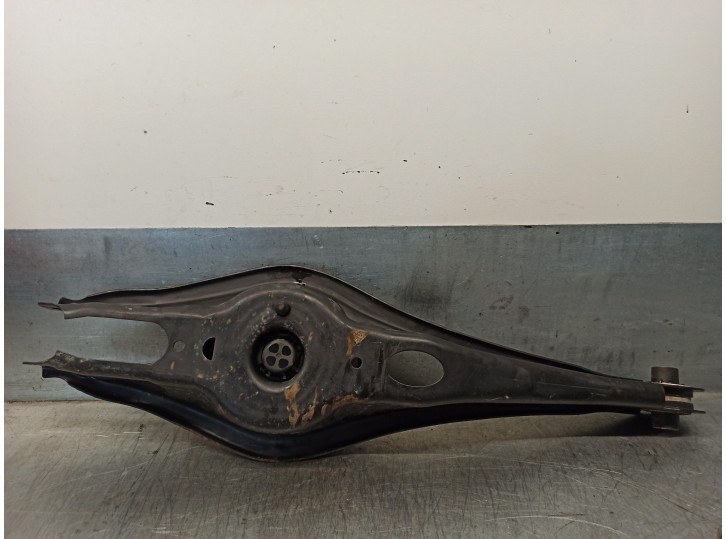 Recambio de brazo suspension inferior trasero derecho para skoda karoq (nu) 2.0 tdi referencia OEM IAM 5Q0505311D  