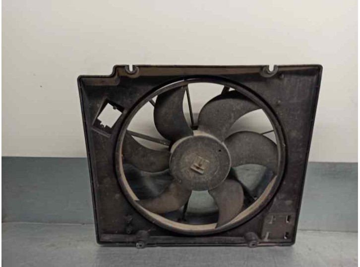 Recambio de electroventilador para renault trafic (desde 5.89) 1.9 diesel referencia OEM IAM 7700310401 9020871A GATE