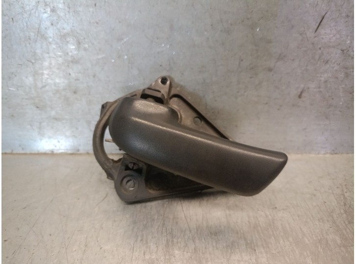 Recambio de maneta interior delantera izquierda para chrysler voyager / grand voyager iii (gs_, ns_) 2.5 td referencia OEM IAM O