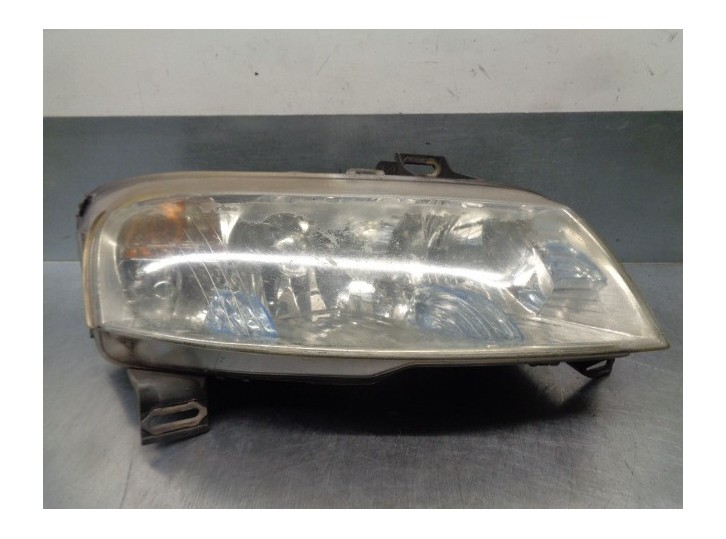 Recambio de faro derecho para fiat stilo multi wagon (192) 1.9 jtd 115 active referencia OEM IAM 51712710 