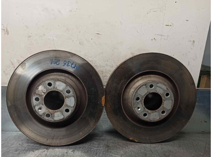 Replacement front brake disc for Audi A6 Allroad Quattro (4FH) 3.0 V6 24V TDI OEM IAM reference 