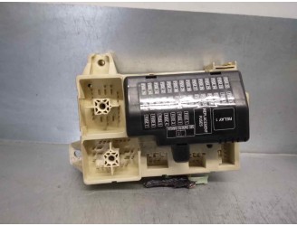 Recambio de caja reles / fusibles para jaguar s-type 3.0 v6 24v cat referencia OEM IAM XR8T14A067BA  