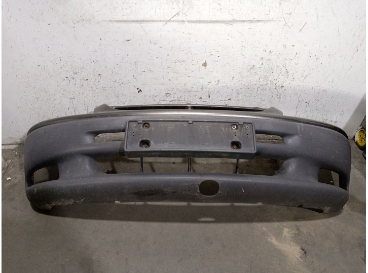 Replacement front bumper for Chrysler Voyager / Grand Voyager III (GS_, NS_) 2.5 TD OEM IAM reference 4882839 4882839 