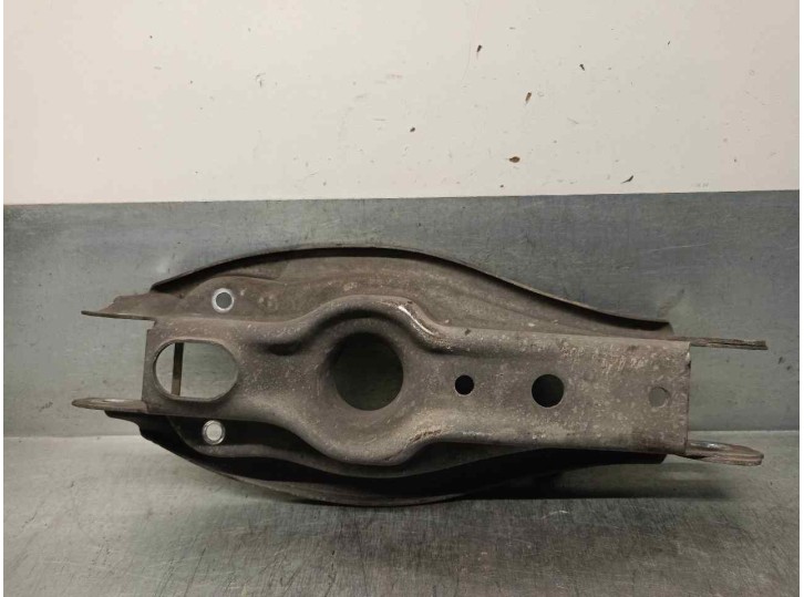 Recambio de brazo suspension inferior trasero izquierdo para bmw serie 3 berlina (e90) 2.0 turbodiesel cat referencia OEM IAM 33