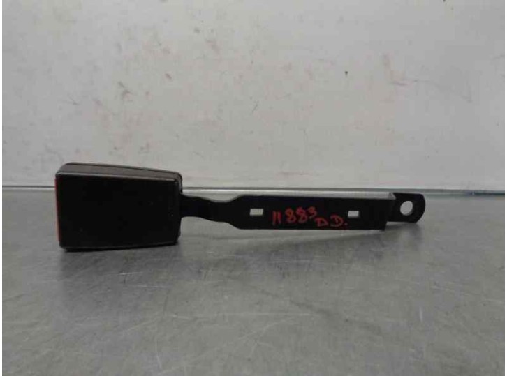 Recambio de enganche cinturon para skoda fabia (5j2 ) 1.2 12v referencia OEM IAM 5J0858472QVZ  