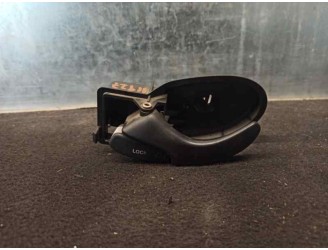 Recambio de maneta interior delantera izquierda para ford focus berlina (cak) 1.8 tdci cat referencia OEM IAM 2M5VA22601AA  