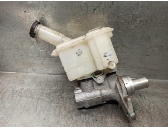 Recambio de bomba freno para nissan note 1.5 dci turbodiesel cat referencia OEM IAM 460103VV5B  