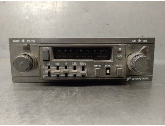 Replacement audio system / radio CD for Renault 12 Estate GTL 847-98 OEM IAM reference 847-98 