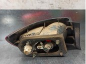 Recambio de piloto trasero derecho para hyundai elantra (xd) 1.6 16v cat referencia OEM IAM 001016CH ALETA 5 PUERTAS