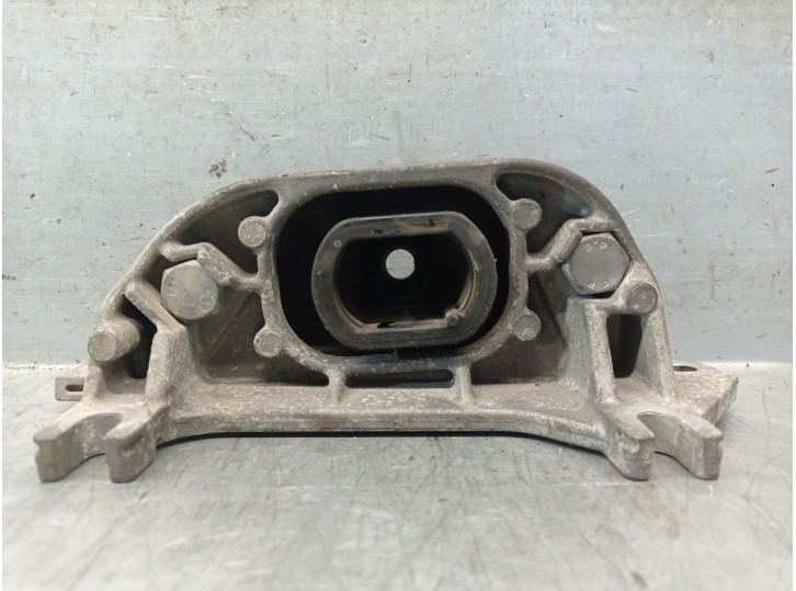 Recambio de soporte motor izquierdo para dacia logan 1.5 dci diesel cat referencia OEM IAM 8200014932H 