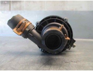 Recambio de bomba agua para opel movano b kasten/combi 2.3 cdti referencia OEM IAM  0392023000 BOSCH