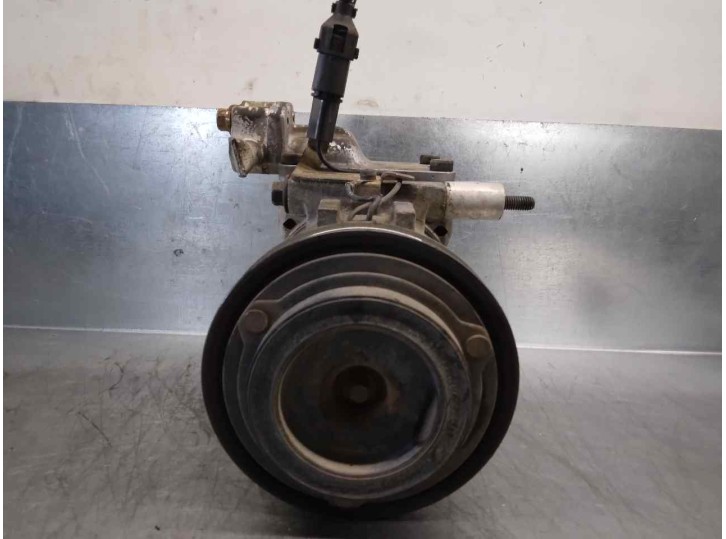 Recambio de compresor aire acondicionado para hyundai elantra (xd) 1.6 16v cat referencia OEM IAM 977012D500 