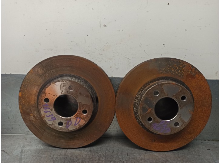 Replacement front brake disc for Nissan Note 1.5 dCi Turbodiesel CAT OEM IAM reference 402061HA0A 