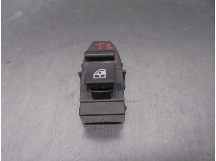 Recambio de mando elevalunas trasero izquierdo para alfa romeo giulietta (191) 2.0 jtdm cat referencia OEM IAM 156095714  