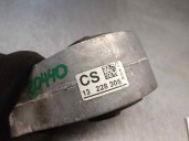 Replacement engine mount for Opel Insignia sedan 1.6 cdti dpf OEM IAM reference 13228305 