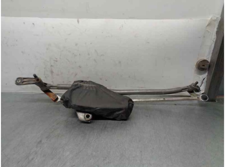Replacement front wiper motor for Fiat Bravo (182) 1.6 16v cat OEM IAM reference TGE434 