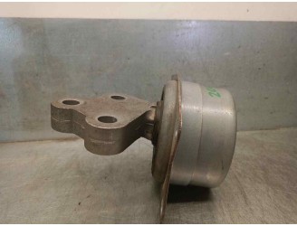 Replacement gearbox mount for Opel Insignia saloon 1.6 CDTi DPF OEM IAM reference 13312098 
