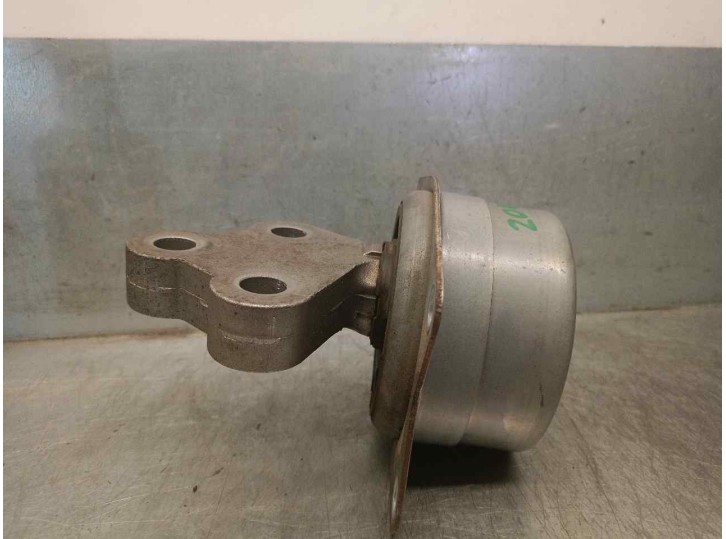 Recambio de soporte cambio para opel insignia berlina 1.6 cdti dpf referencia OEM IAM 13312098  