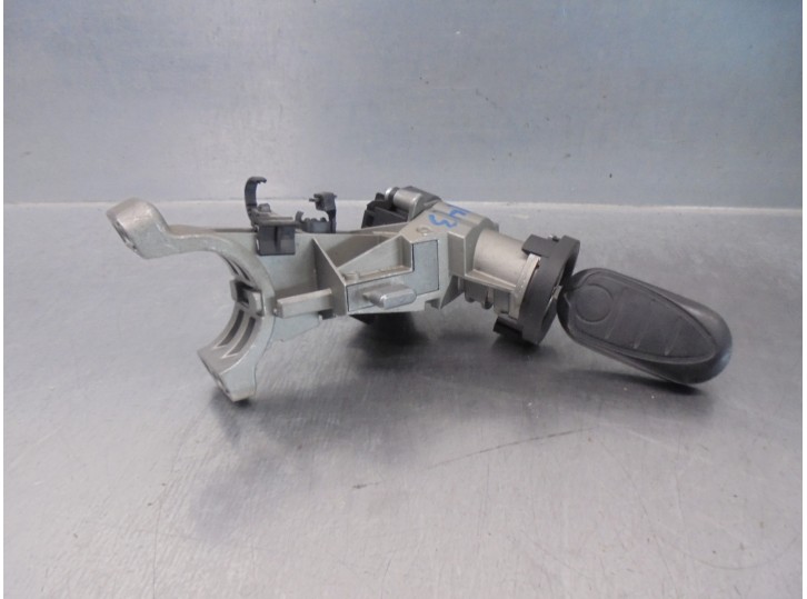 Replacement ignition switch for Alfa Romeo Giulietta (191) 2.0 JTDM CAT OEM IAM reference 505194180 