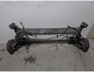 Recambio de puente trasero para dacia lodgy 1.6 cat referencia OEM IAM 555117070R TAMBOR 4 AGUJEROS BURRA 17