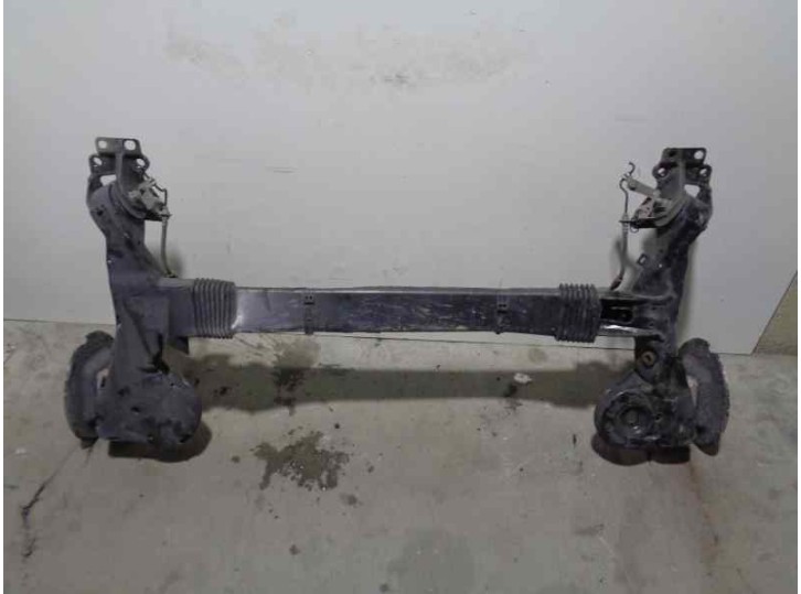 Recambio de puente trasero para opel combo cargo (e) 1.6 16v cdti dpf referencia OEM IAM PARA DISCOS 5 AGUJEROS BURRA 17