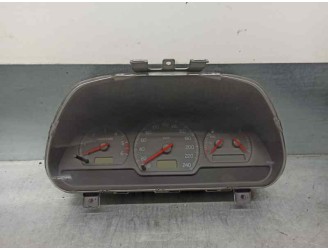 Recambio de cuadro instrumentos para volvo s40 berlina 1.9 diesel cat referencia OEM IAM 30889704D 