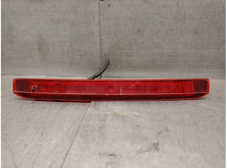 Replacement centre brake light for Ford Focus III Turnier 1.0 EcoBoost OEM IAM reference BS7113A601BF 2239833 