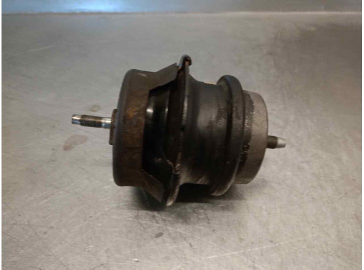 Recambio de soporte motor derecho para infiniti fx 3.7 v6 cat referencia OEM IAM 112201CB0A  