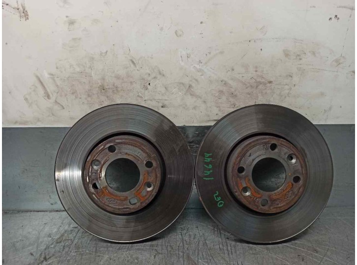 Replacement front brake disc for Dacia Sandero II 1.0 TCe 100 (B8ML) OEM IAM reference 