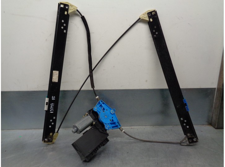Recambio de elevalunas delantero izquierdo para porsche cayenne (typ 9pa) s referencia OEM IAM 7L0959701A 70 PINES 5 PUERTAS