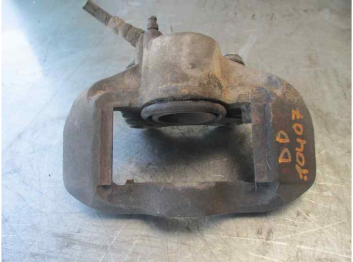 Recambio de pinza freno delantera derecha para renault rapid/express (f40) 1.4 referencia OEM IAM 7701499279 