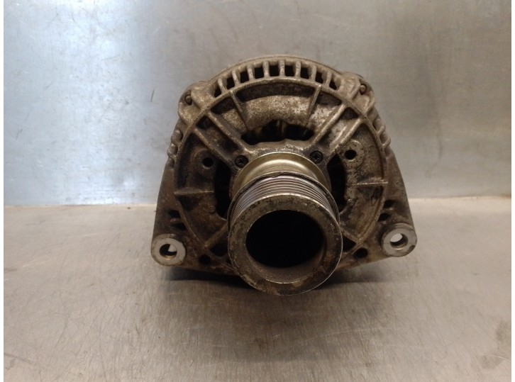 Replacement alternator for Saab 9-5 Saloon 2.0 CAT OEM IAM reference 5246897 0123510096 BOSCH