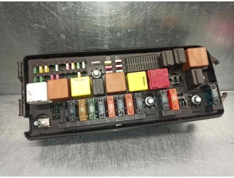 Recambio de caja reles / fusibles para saab 9-3 berlina 2.2 16v tid cat referencia OEM IAM 518749205 518749205 