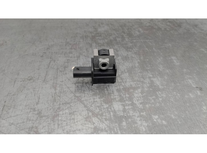 Recambio de sensor impacto para bmw serie 5 gran turismo (f07) 530d xdrive referencia OEM IAM 65779224177 