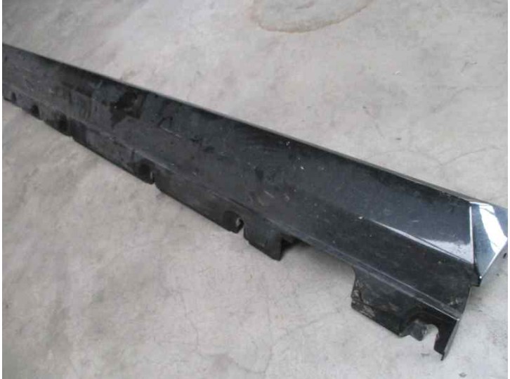 Recambio de faldon lateral para mercedes-benz clase glk (w204) glk 3.0 cdi cat referencia OEM IAM A2046981554  