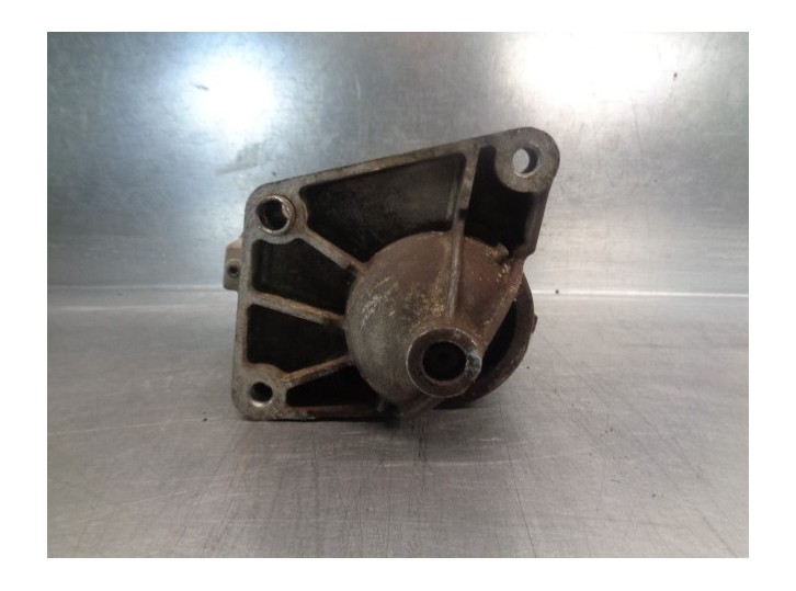 Recambio de motor arranque para renault laguna (b56) 2.2 diesel referencia OEM IAM 7711134201 D7R22 VALEO