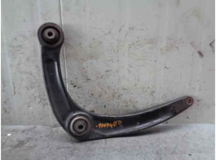 Recambio de brazo suspension inferior delantero derecho para citroën c4 lim. 1.6 16v referencia OEM IAM 
