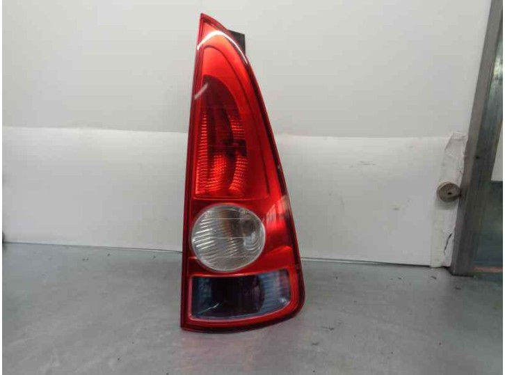 Recambio de piloto trasero derecho para renault espace iv (jk0) grand espace dynamique referencia OEM IAM 8200027152 
