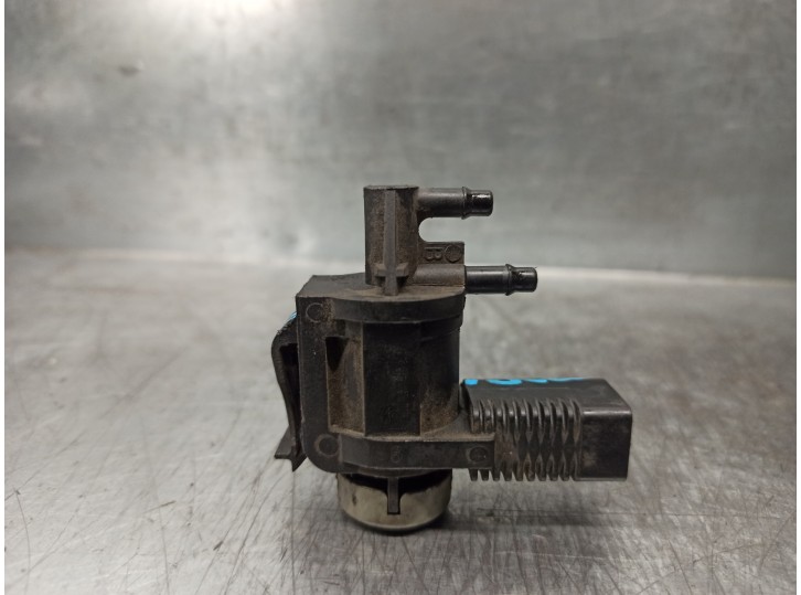 Recambio de electrovalvula vacio para audi a6 berlina (4f2) referencia OEM IAM 1J0906283C 