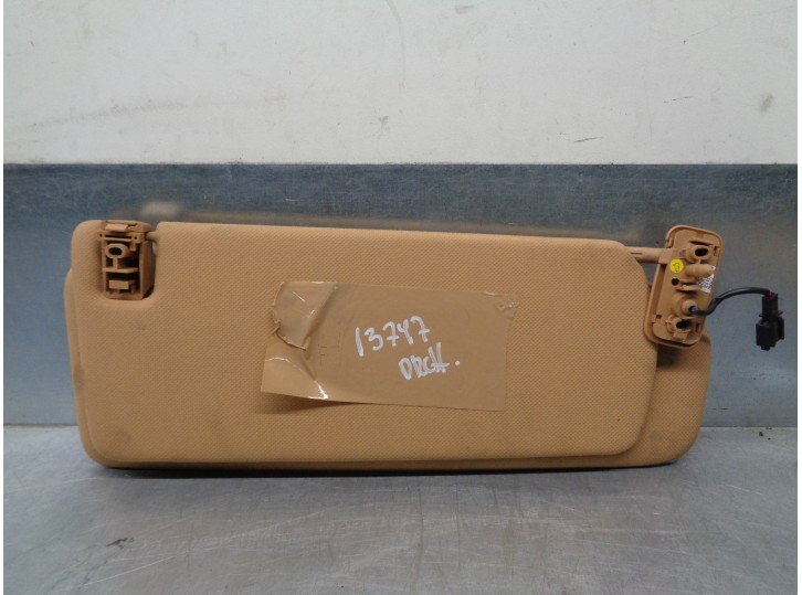 Replacement right sun visor for Porsche Cayenne (Typ 9PA) S OEM IAM reference 7L5857552M 