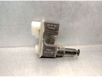 Recambio de motor tapa deposito combustible para peugeot 308 sw ii (lc_, lj_, lr_, lx_, l4_) 1.5 bluehdi 130 referencia OEM IAM 