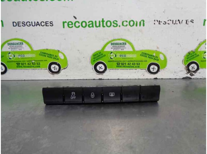 Recambio de mandos salpicadero para skoda rapid 1.6 tdi dpf referencia OEM IAM 5JA927132AF 