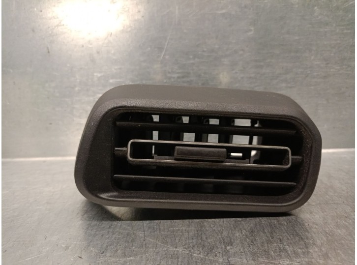 Recambio de aireador para opel combo e tour / life (k9) 1.5 referencia OEM IAM 98165648DX 98165648DX 