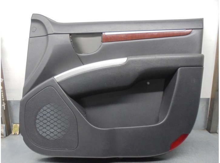 Recambio de guarnecido puerta delantera derecha para hyundai santa fe (bm) 2.2 crdi cat referencia OEM IAM 823022B090 